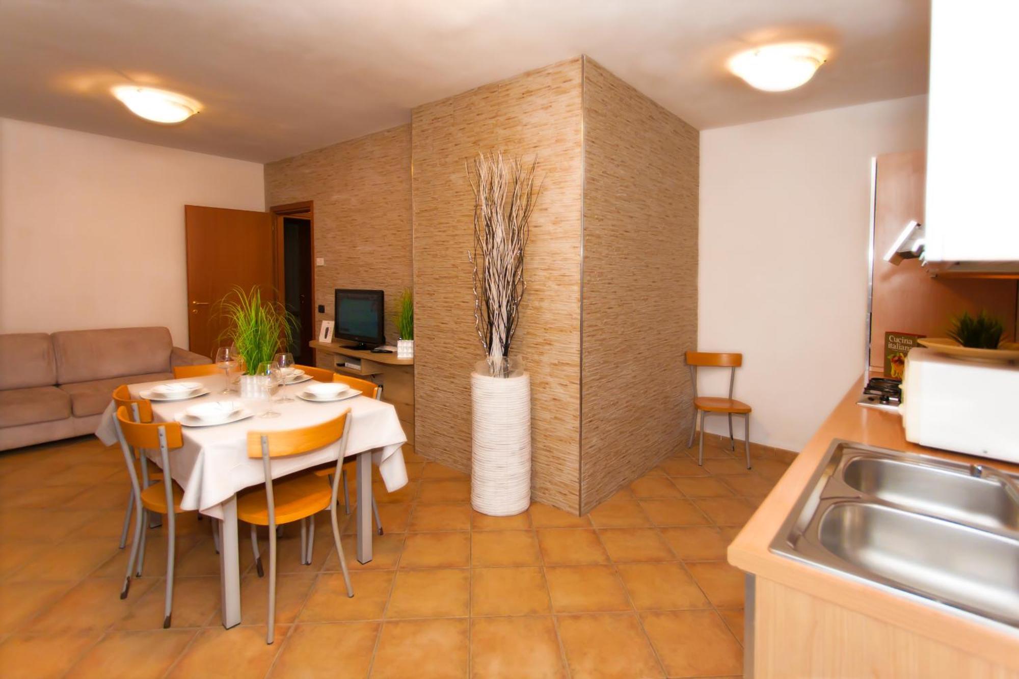 Residence Delle Rose Tremosine Exterior photo
